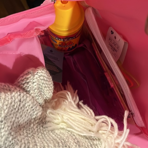 Back pack bundle - Picture 5 of 7